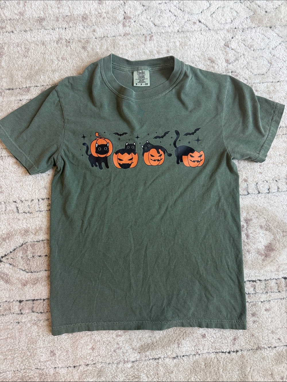 Green Halloween Cats & Pumpkins Graphic Tee